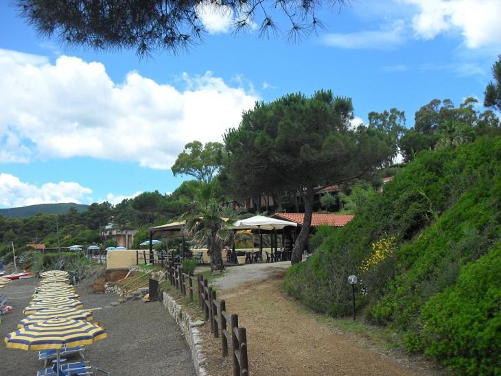 Casa Del Golfo Aparthotel Lacona Exterior foto